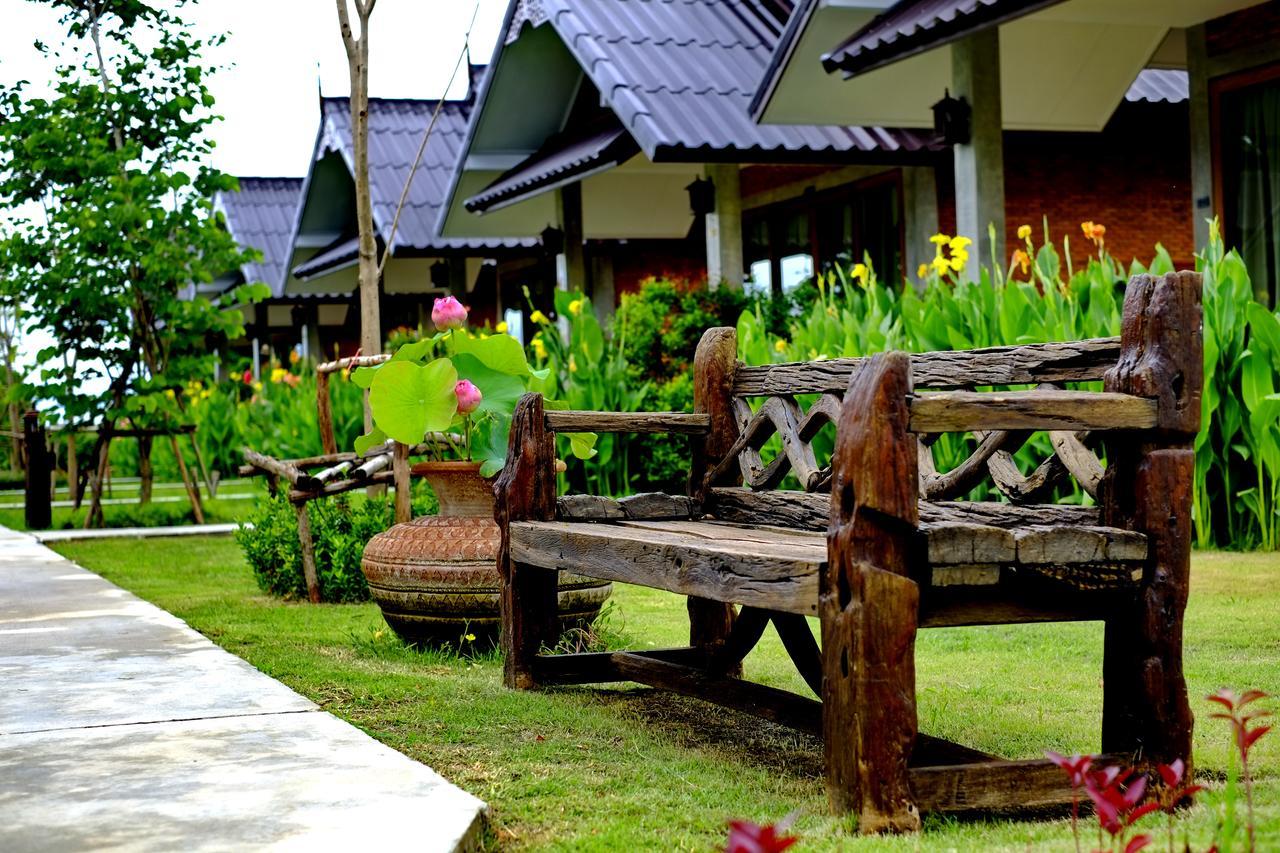 Sawasdee Sukhothai Resort Bagian luar foto